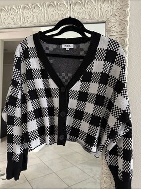 525 America Black and White Checkered V-Neck Cardigan XS/S